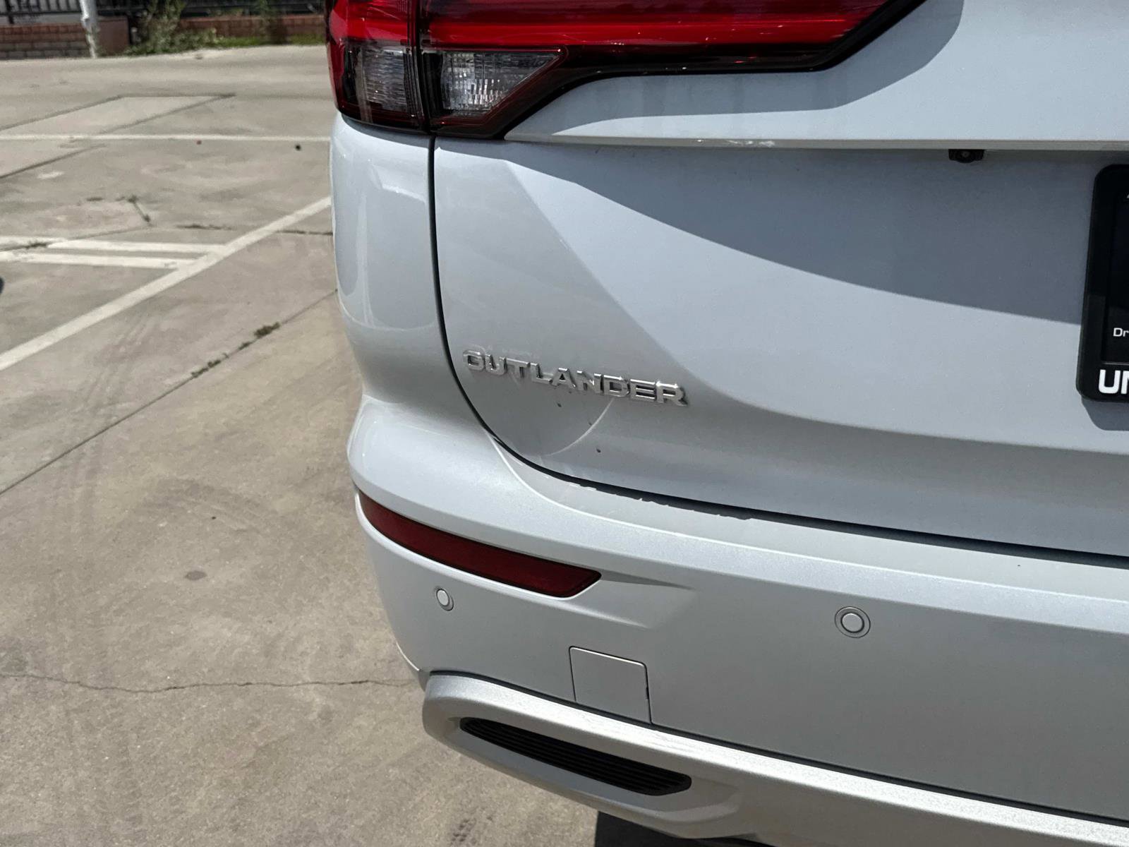 New 2025 Mitsubishi Outlander SEL image 6
