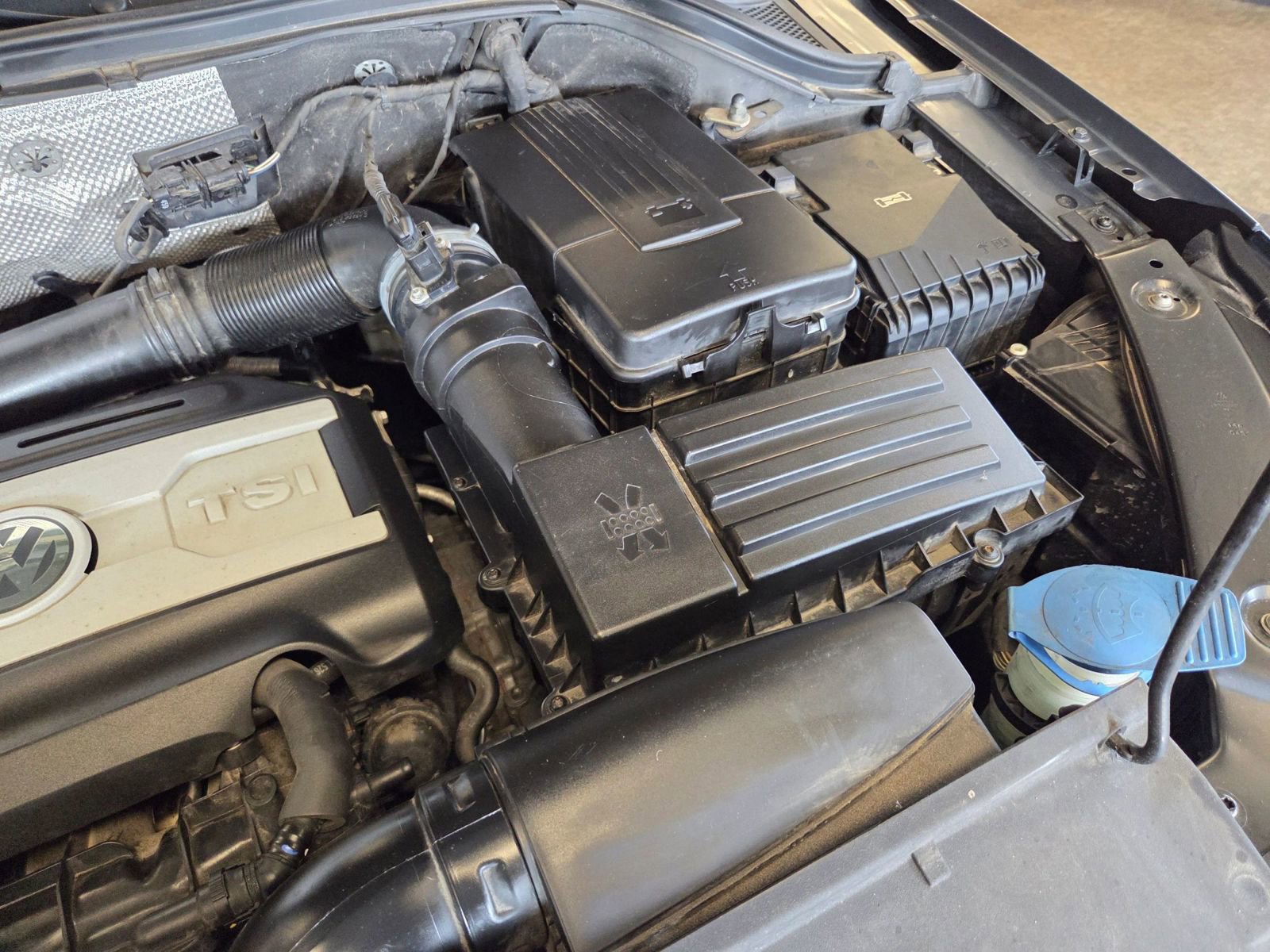 Used 2016 Volkswagen Tiguan SEL image 70