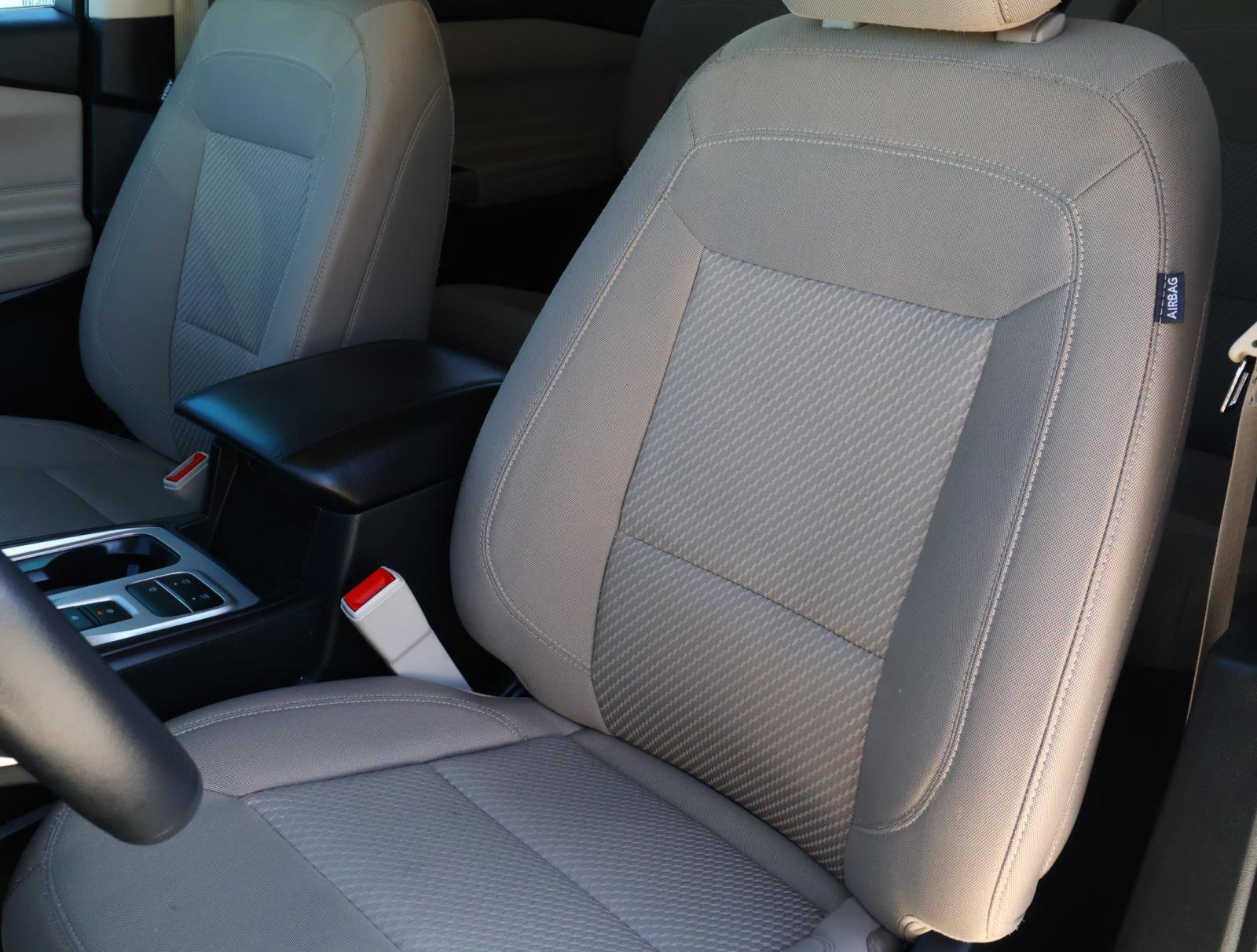 Used 2023 Ford Explorer XLT image 13