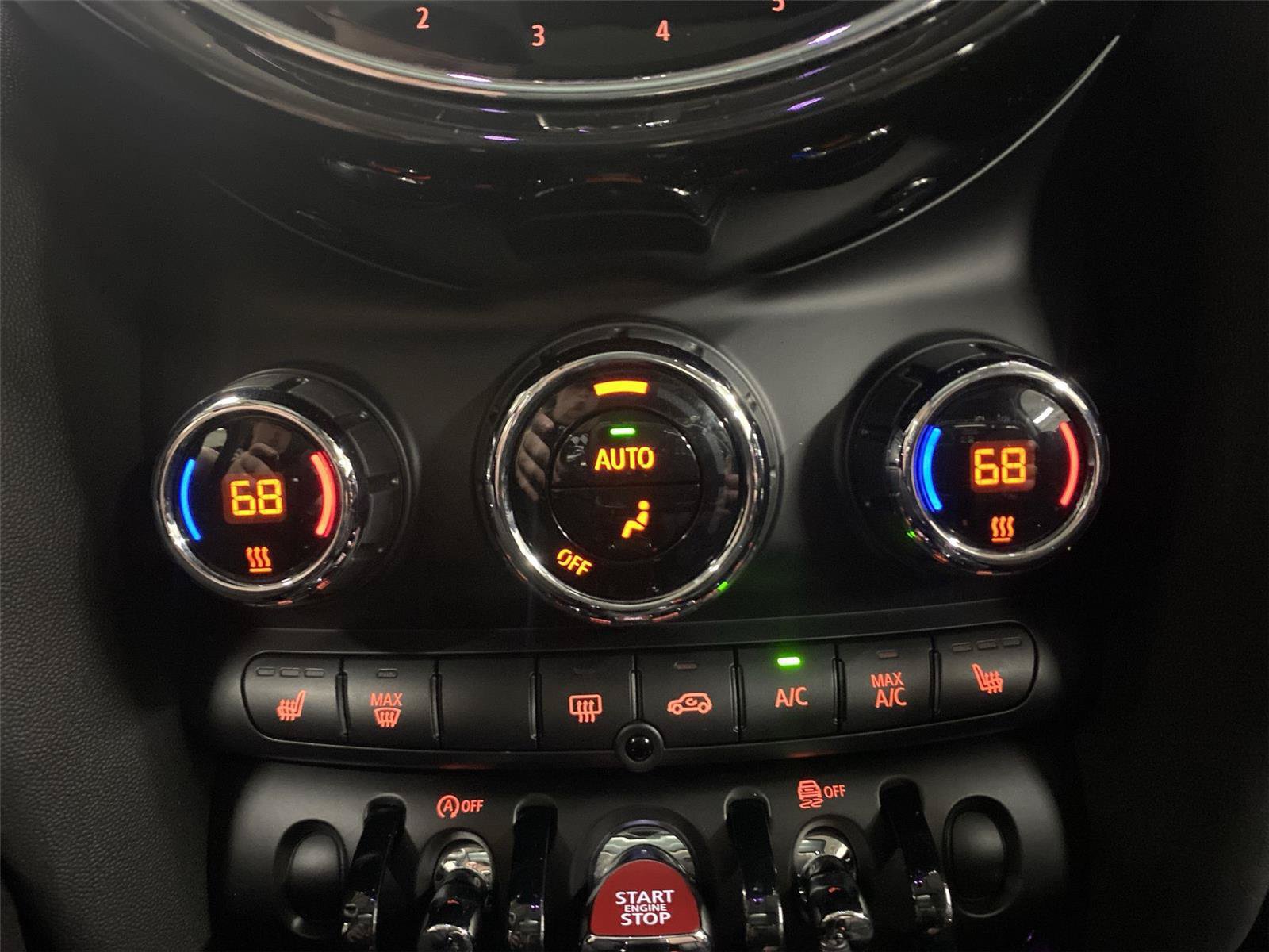 Certified 2024 MINI Cooper 2-Door Hardtop FWD image 21