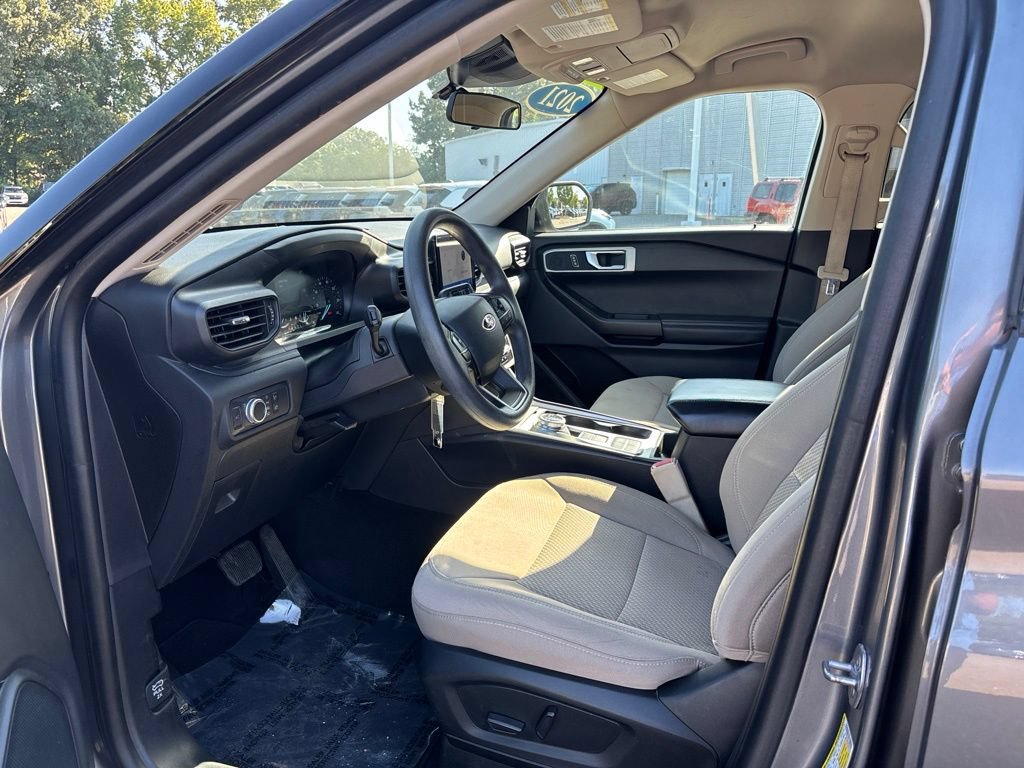 Used 2021 Ford Explorer 2WD image 5