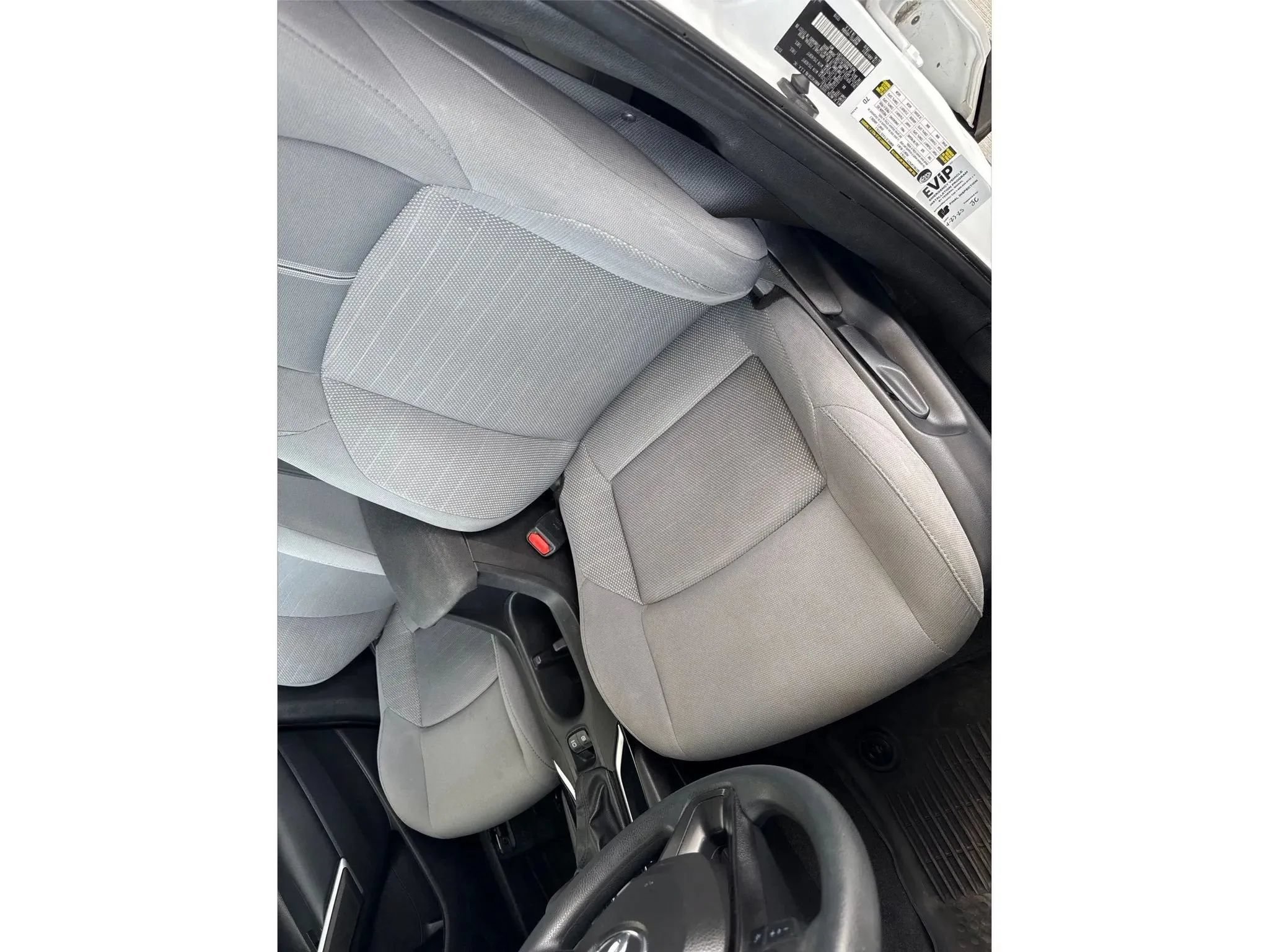 Used 2025 Toyota Corolla Cross AWD Hybrid image 14
