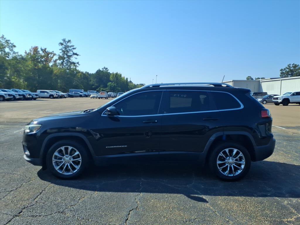 Used 2019 Jeep Cherokee Latitude Plus
