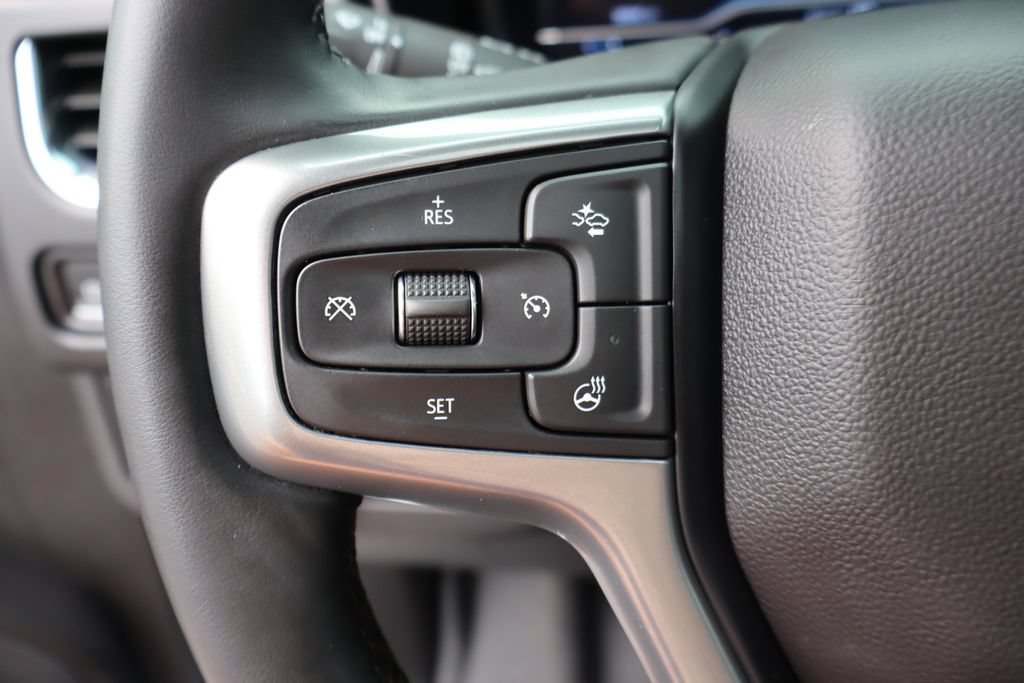 Used 2023 Chevrolet Tahoe Z71 w/ Z71 Off-Road Package AWD/4WD image 15