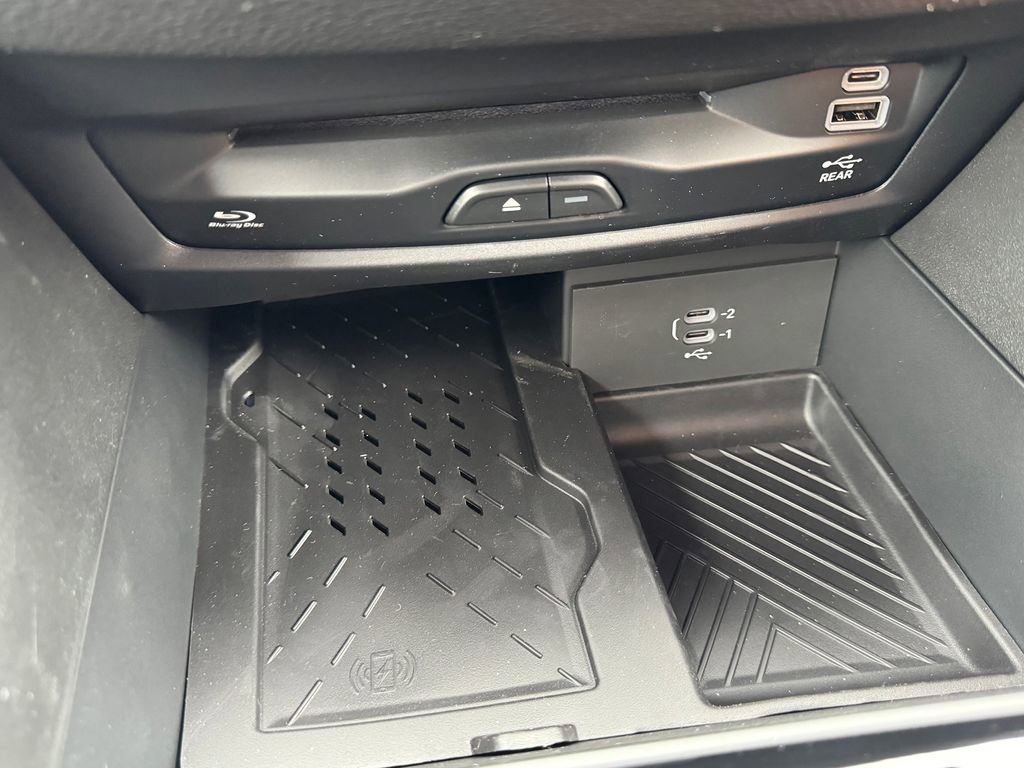 New 2026 Chrysler Pacifica Pinnacle image 18