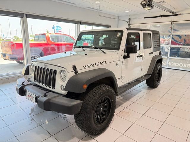 Used 2018 Jeep Wrangler Unlimited Rubicon w/ Connectivity Group AWD/4WD image 4