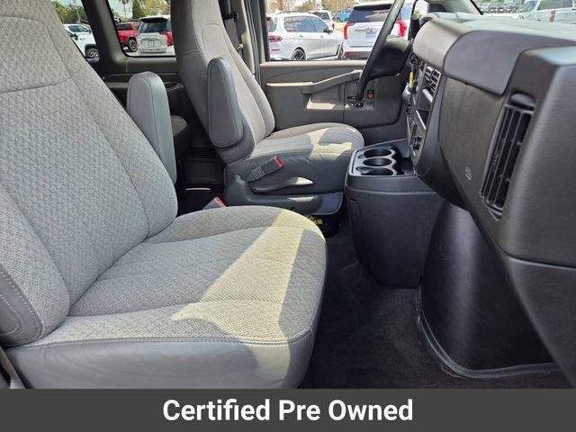 Certified 2024 Chevrolet Express 3500 LT w/ LT Preferred Equipment Group RWD image 14