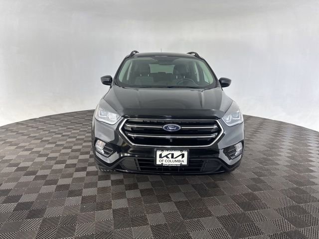 Used 2018 Ford Escape SE w/ SE Sport Appearance Package image 3