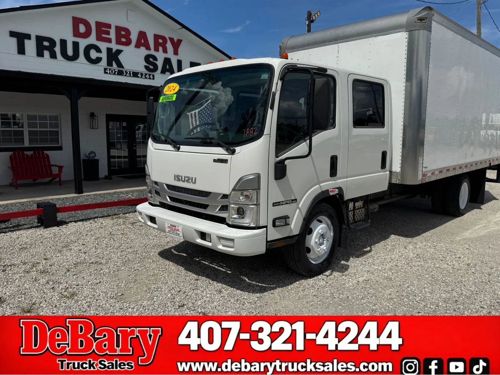 Used 2024 Isuzu NPR RWD image 1