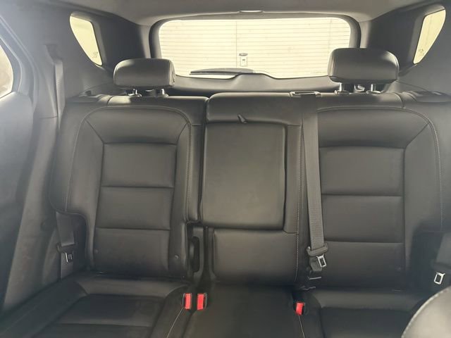 Used 2020 Chevrolet Equinox LT w/ Sport Edition image 38