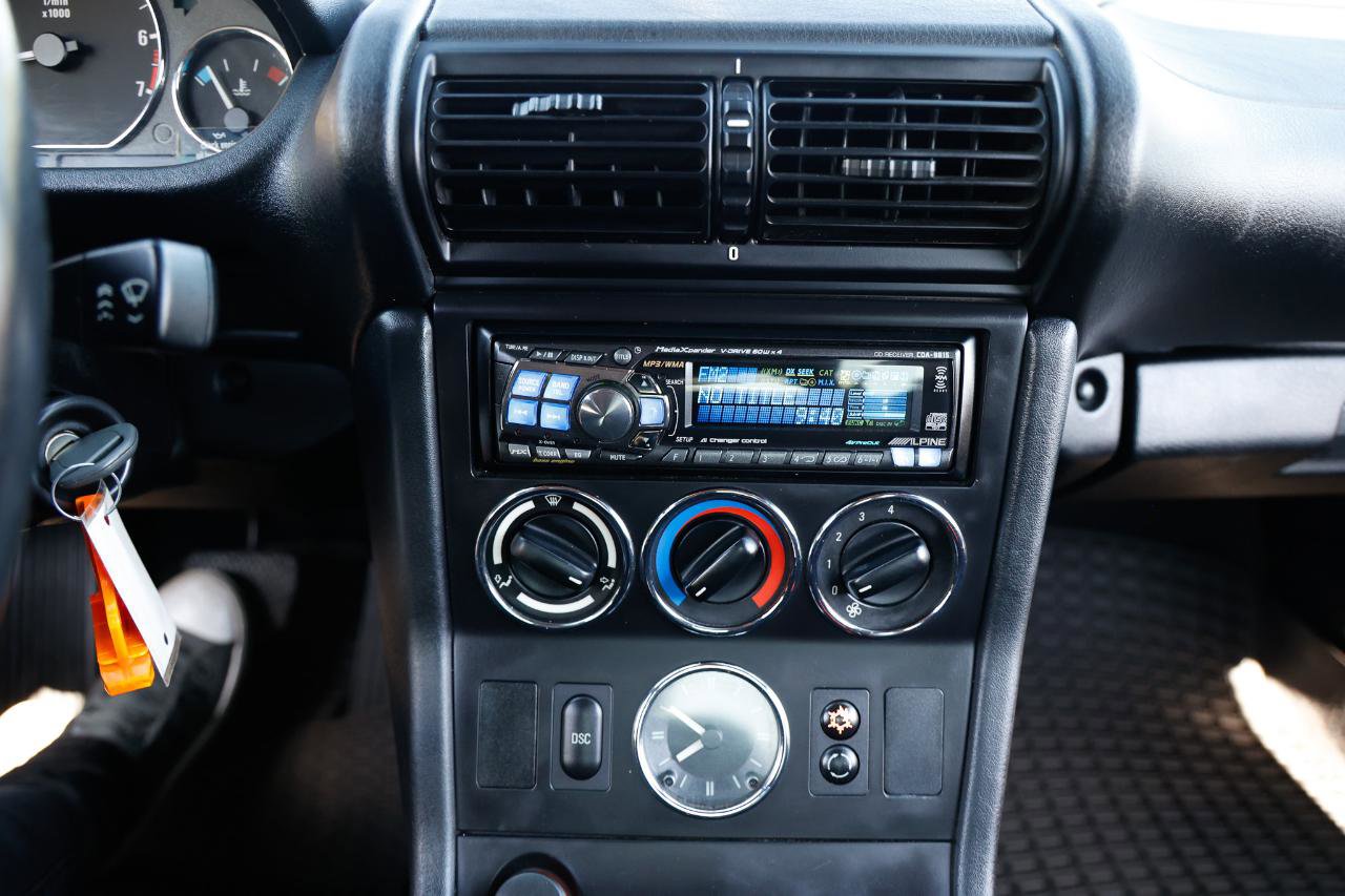 Used 2000 BMW Z3 2.5i image 22