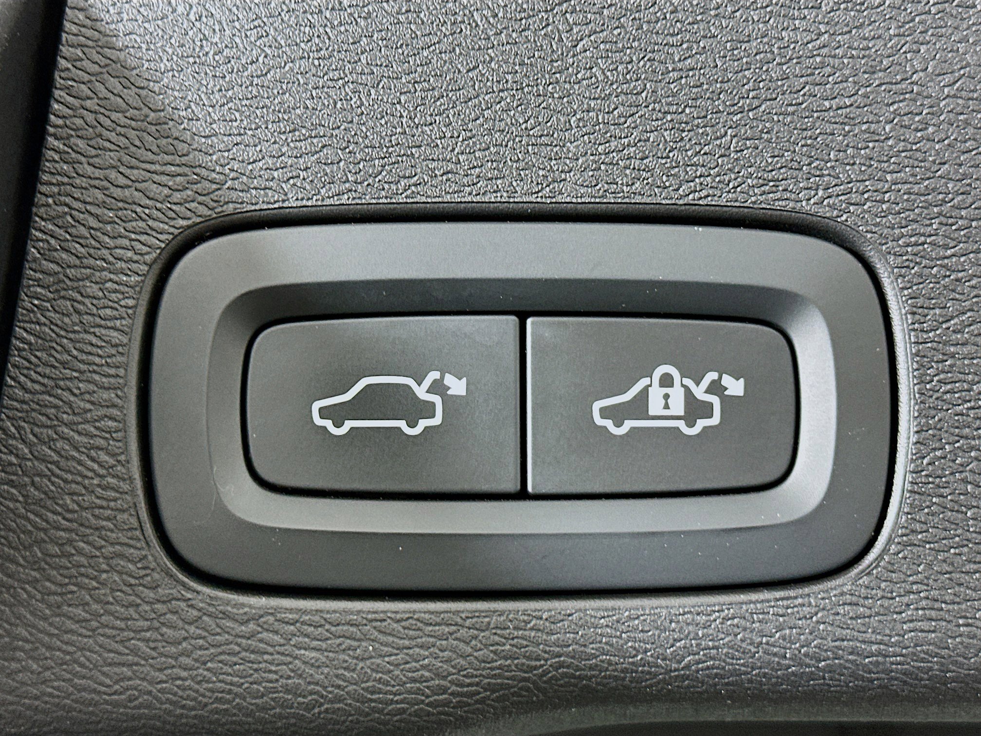 Used 2021 Volvo XC60 T5 Inscription image 31