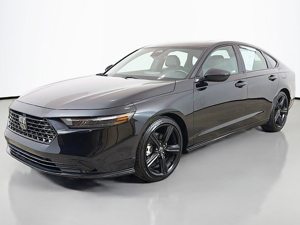 Used 2025 Honda Accord Sport image 11