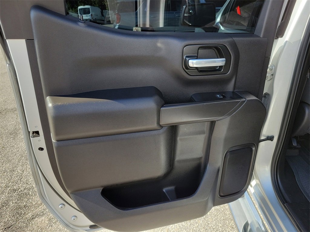 Used 2021 Chevrolet Silverado 1500 LT image 39