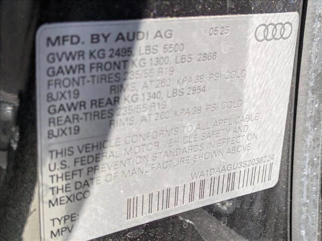 Used 2025 Audi Q5 Premium image 16