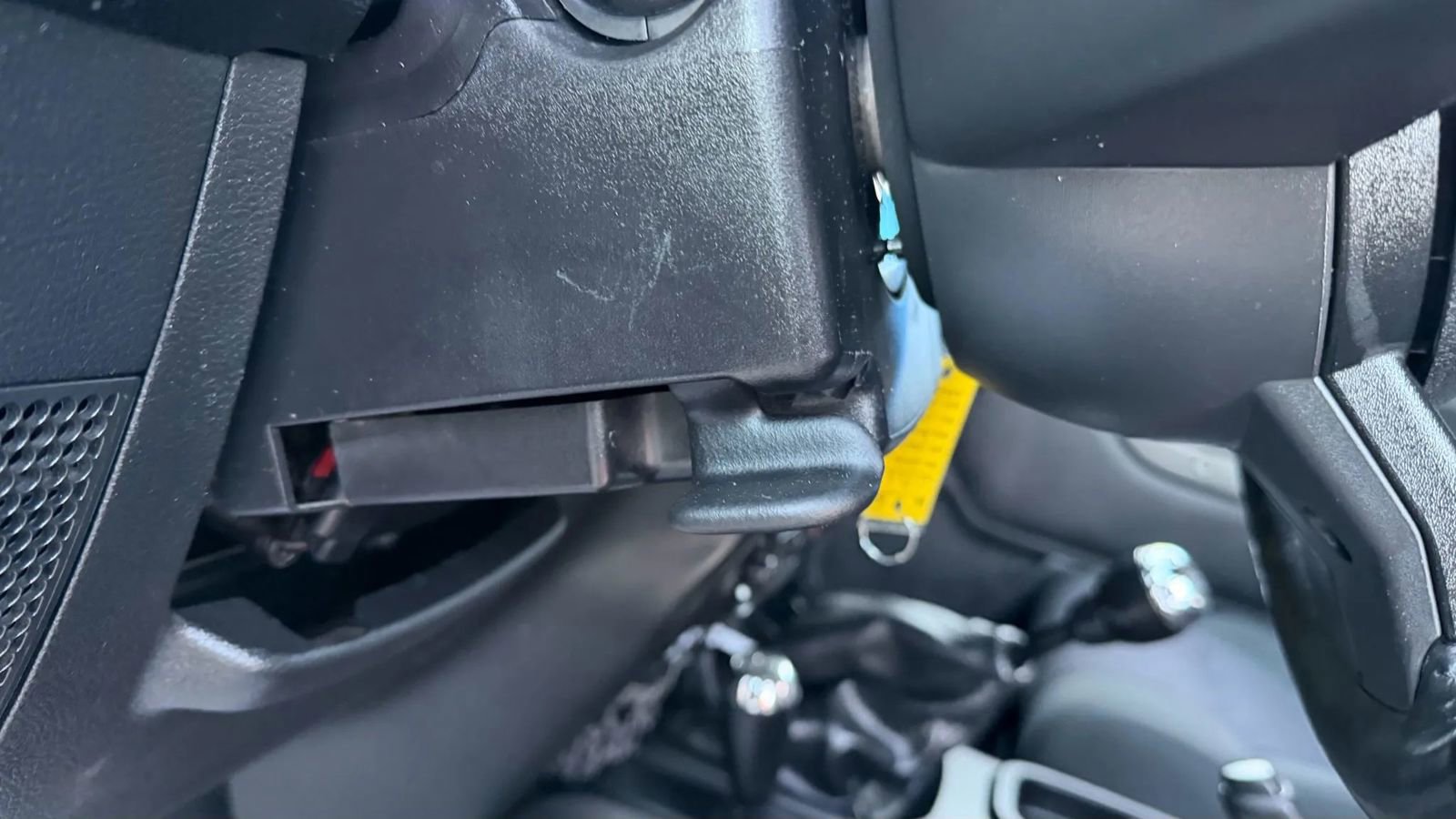 Used 2012 Jeep Wrangler Unlimited Sport image 23