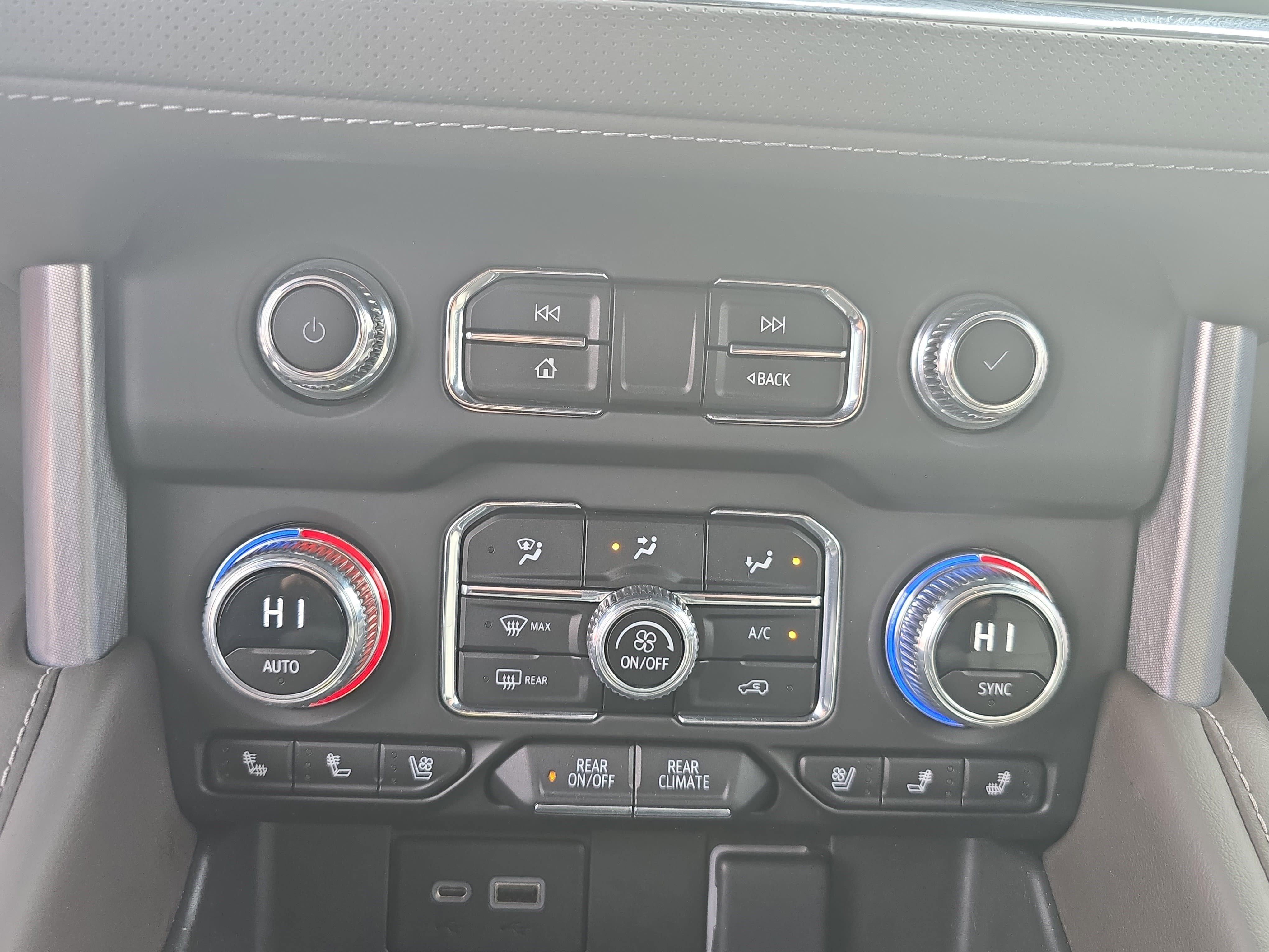 Used 2023 GMC Yukon SLT image 21