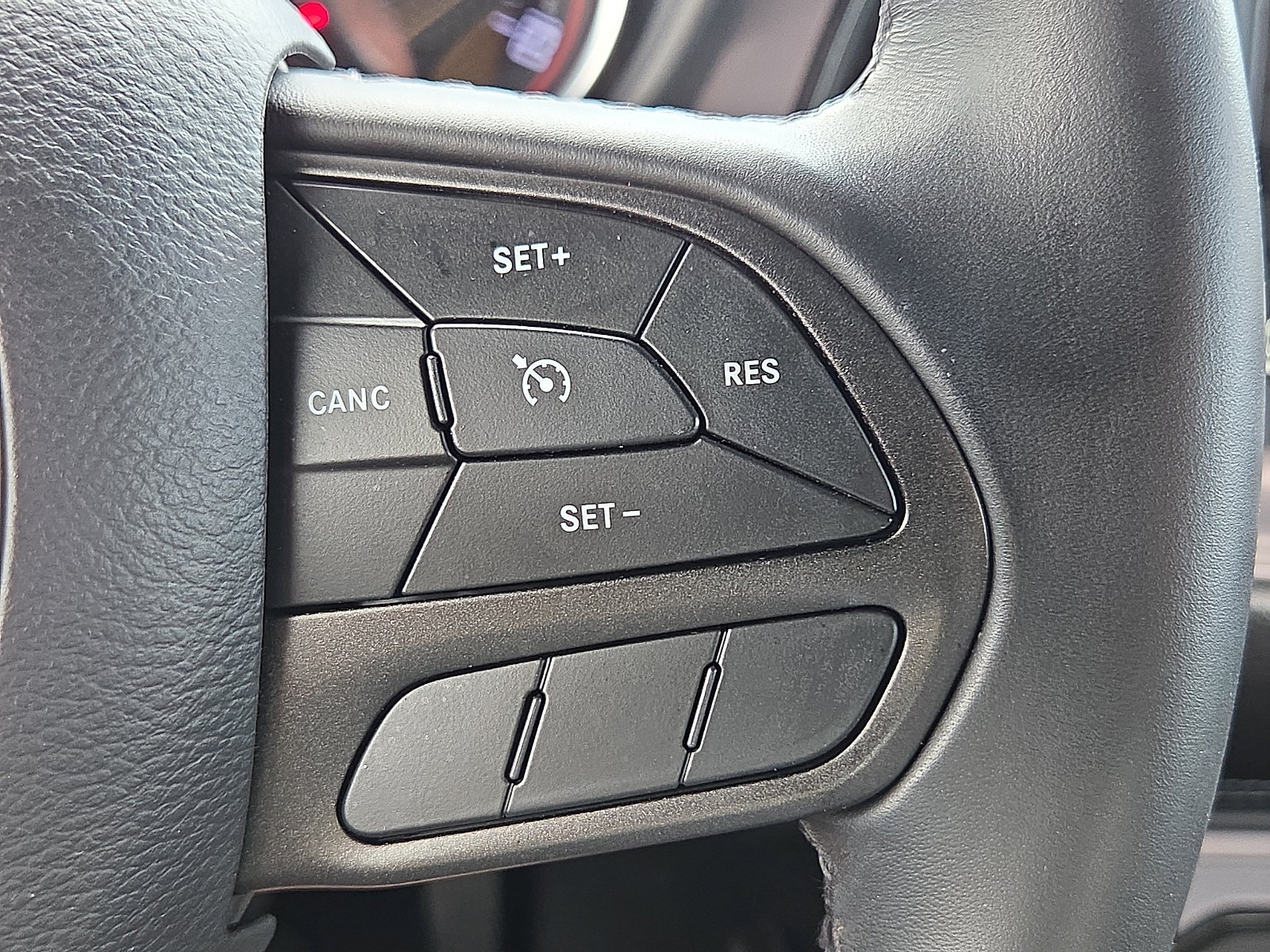 Used 2023 Dodge Challenger SXT RWD image 22