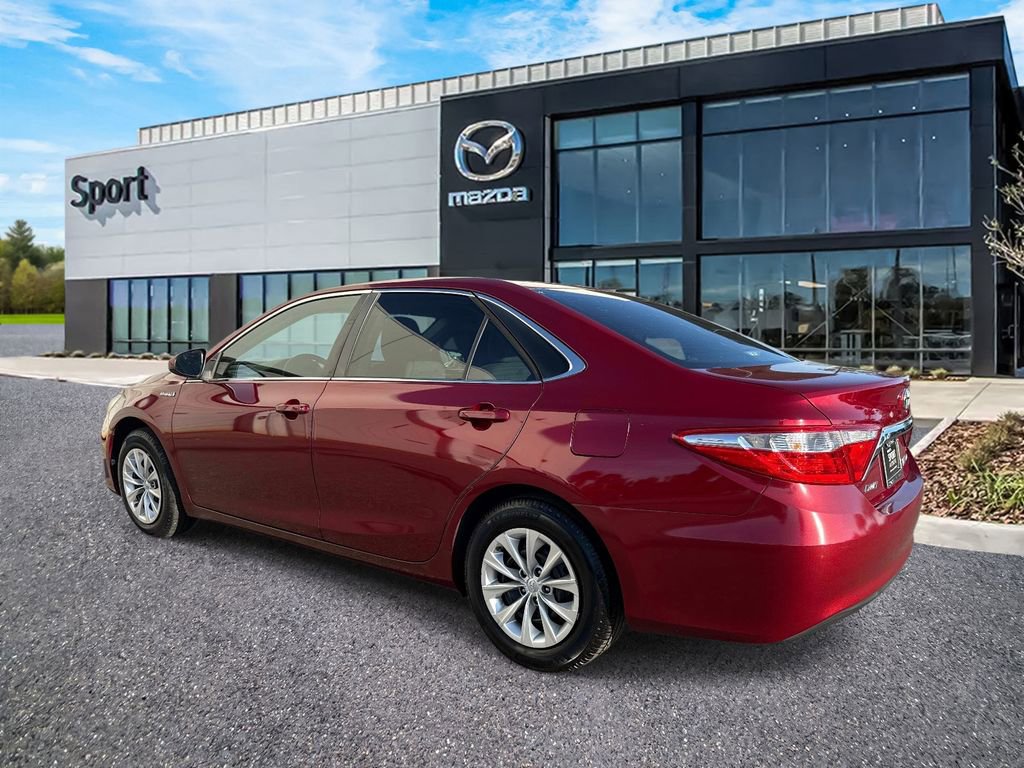 Used 2016 Toyota Camry LE FWD image 5
