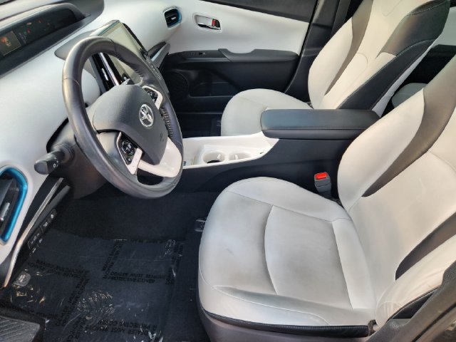 Used 2018 Toyota Prius Four w/ Advanced Technology Package FWD image 9