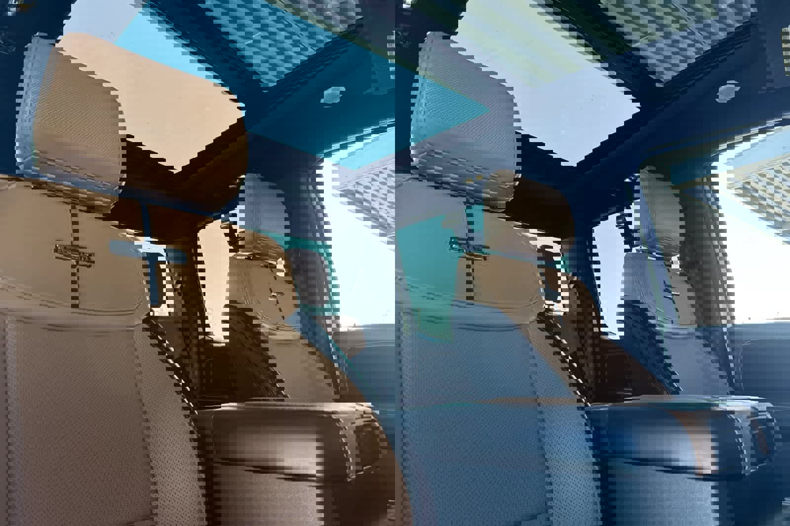 Certified 2023 Ford F350 Platinum AWD/4WD image 16