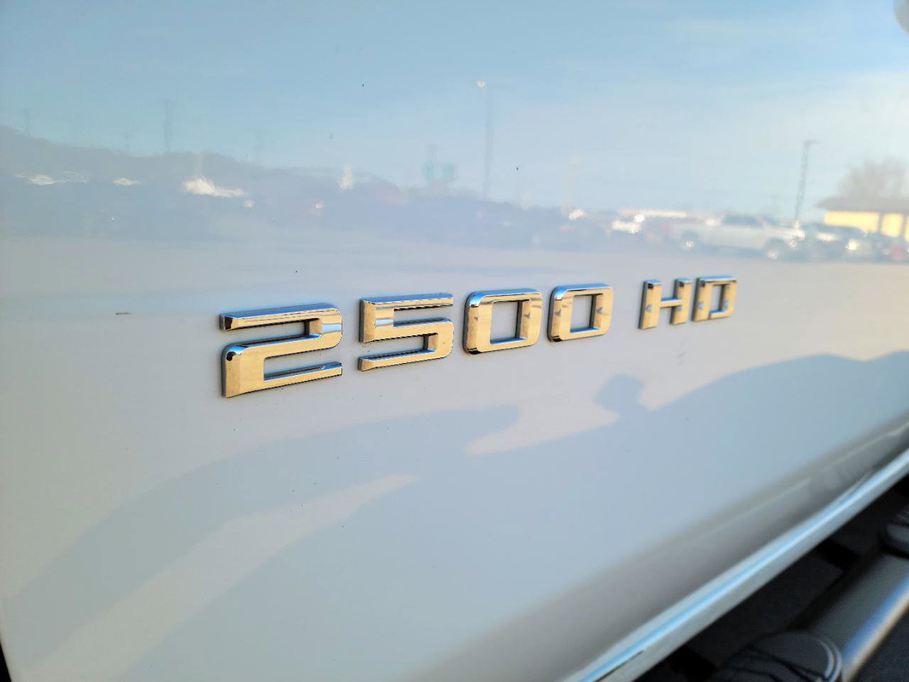 Used 2020 Chevrolet Silverado 2500 LT w/ Z71 Off-Road Package image 17