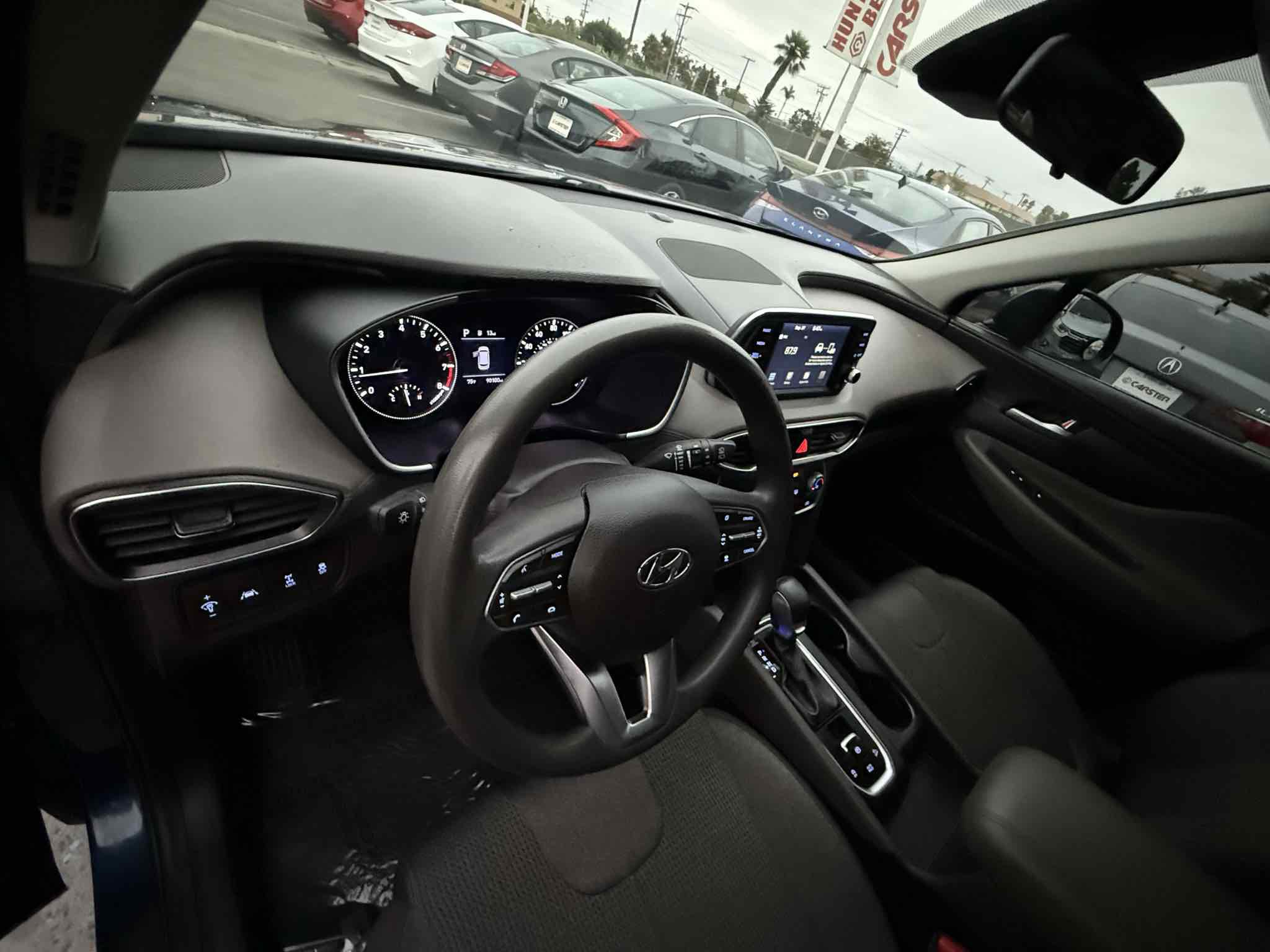 Used 2020 Hyundai Santa Fe SE image 99