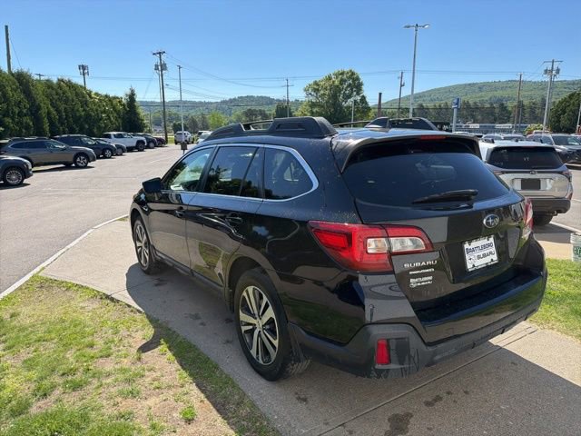 Used 2019 Subaru Outback 2.5i Limited AWD/4WD image 6