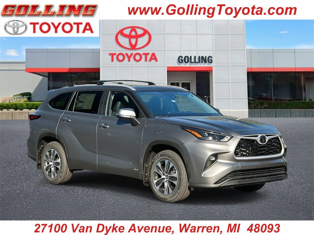 New 2025 Toyota Highlander XLE