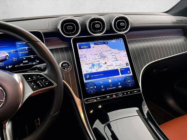 Used 2025 Mercedes-Benz GLC 300 image 8