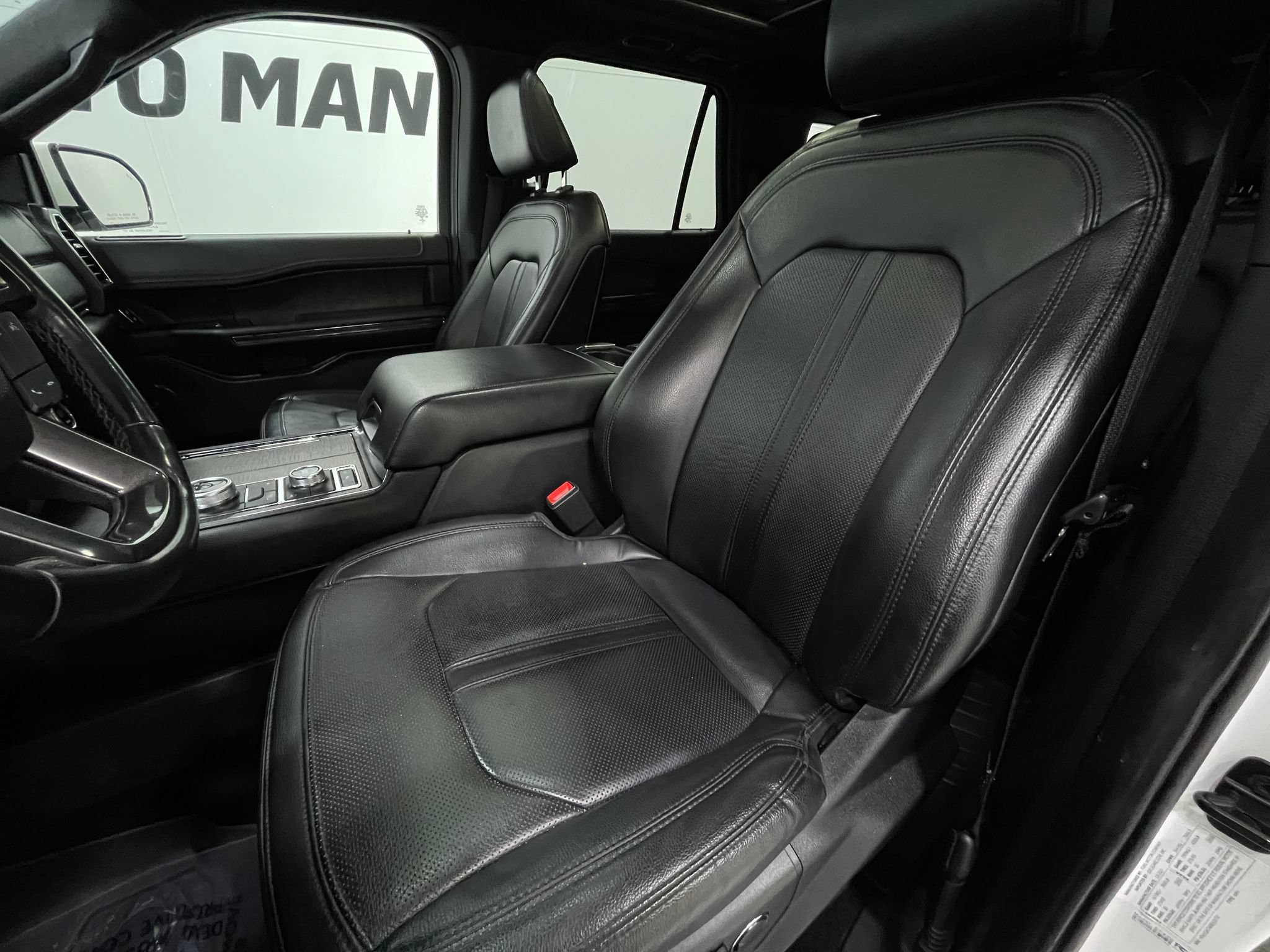 Used 2021 Ford Expedition Max Limited AWD/4WD image 14