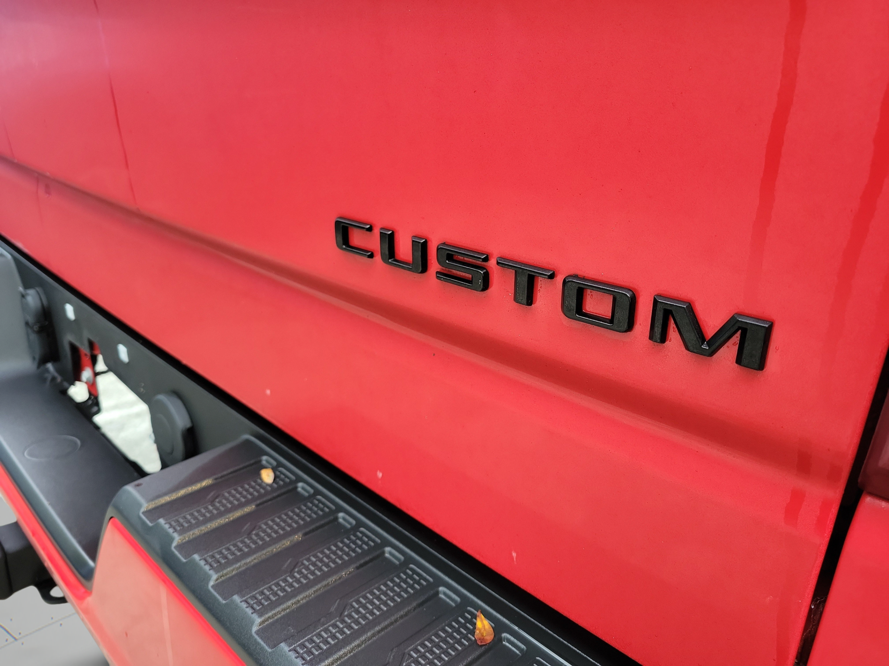 Used 2024 Chevrolet Silverado 1500 Custom w/ Turbomax Blackout Package RWD image 28