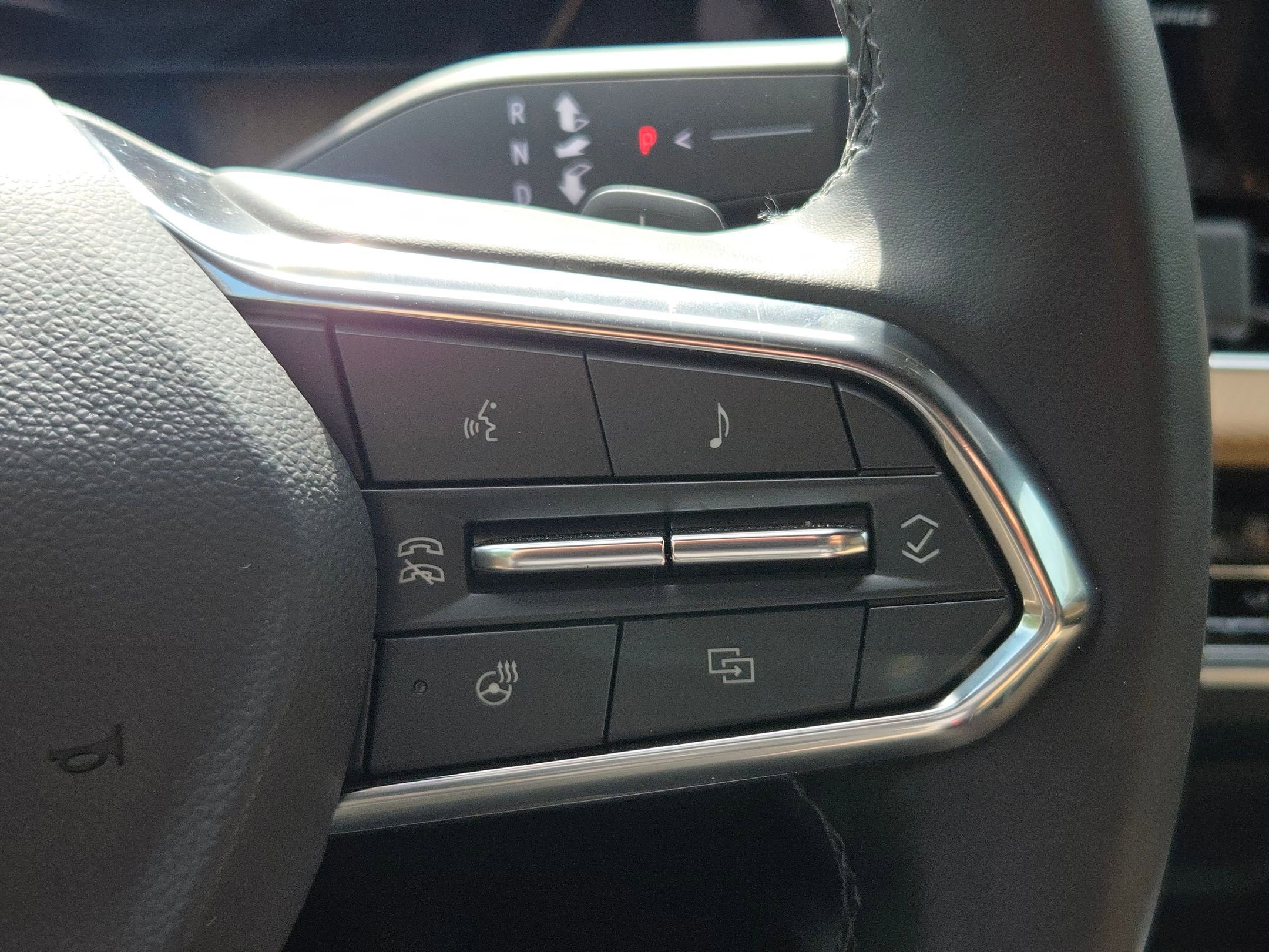 Certified 2026 Chevrolet Equinox ACTIV w/ Convenience Package III image 20