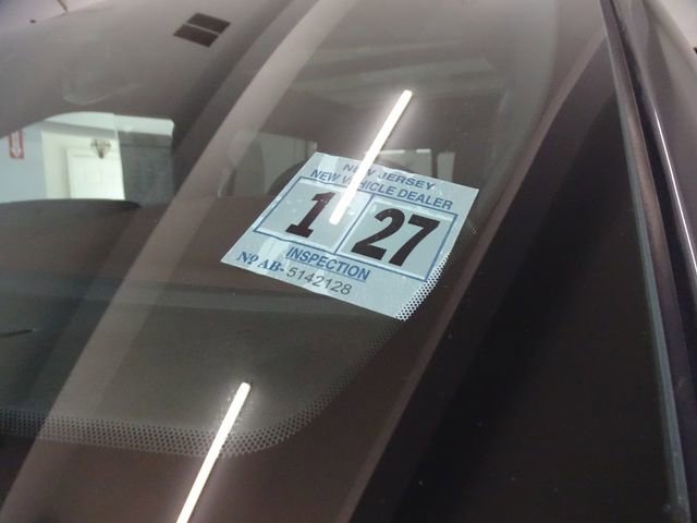 Used 2022 Ford F150 Lariat w/ Equipment Group 502A High image 28