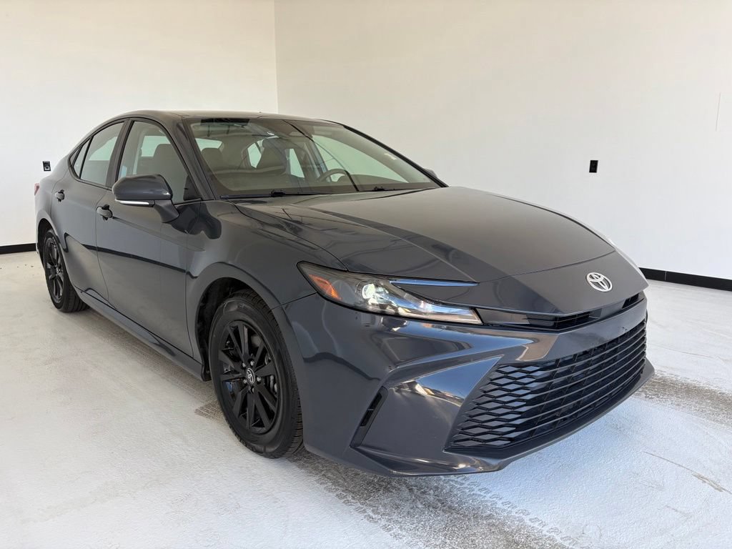 Used 2025 Toyota Camry LE FWD image 13