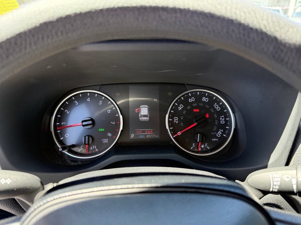 Used 2019 Toyota RAV4 XLE FWD image 23