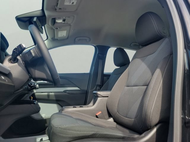 New 2027 Chevrolet Bolt LT w/ Comfort Package FWD image 17