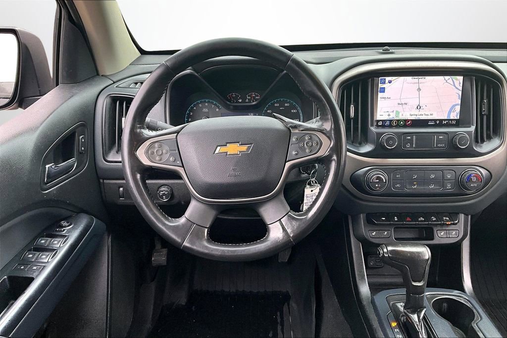 Used 2019 Chevrolet Colorado Z71 w/ Z71 Midnight Edition image 9
