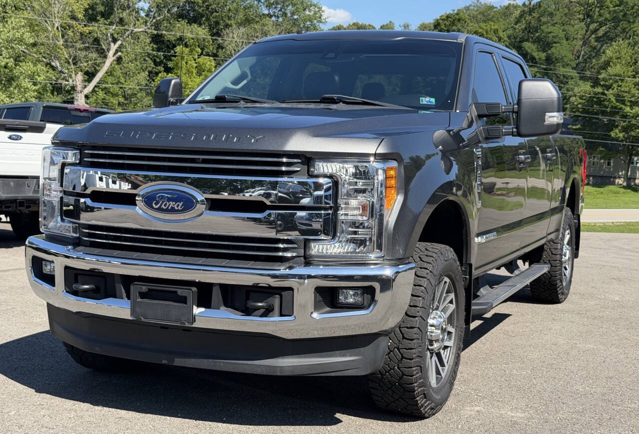 Used 2017 Ford F250 Lariat w/ Lariat Ultimate Package AWD/4WD image 6