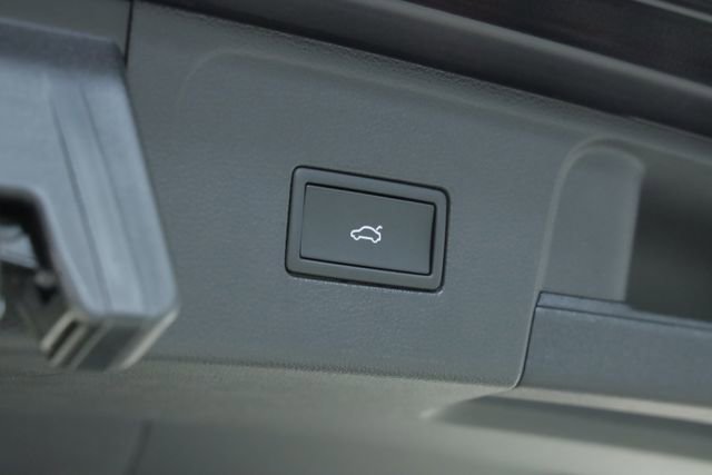 New 2026 Volkswagen Atlas SE image 40