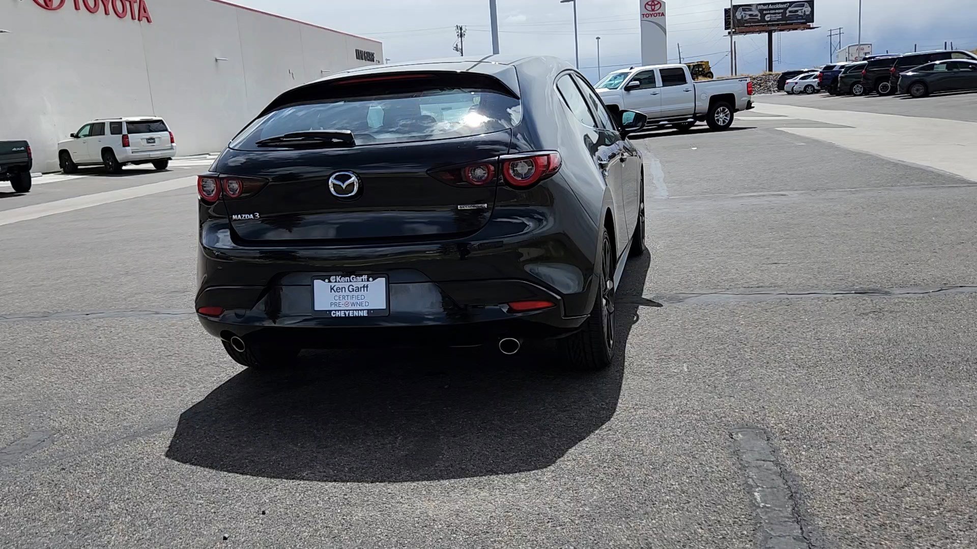 Used 2024 MAZDA MAZDA3 s image 3