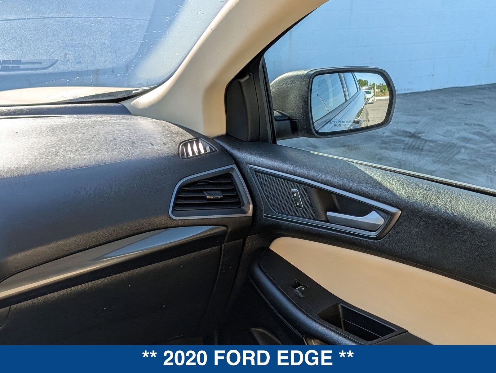 Certified 2020 Ford Edge SE image 17