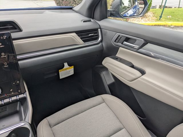 New 2026 GMC Terrain Elevation w/ LPO, Floor Liner Package AWD/4WD image 18