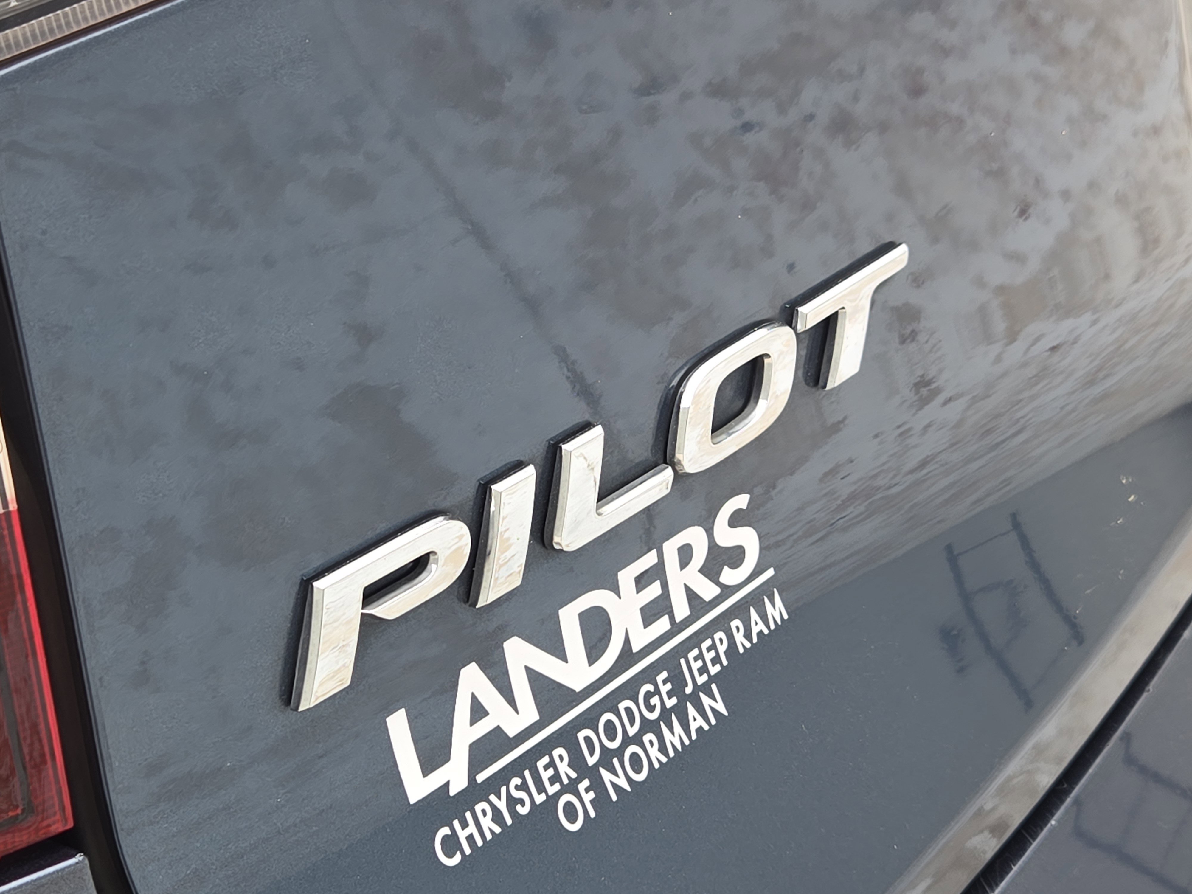 Used 2019 Honda Pilot Touring image 11