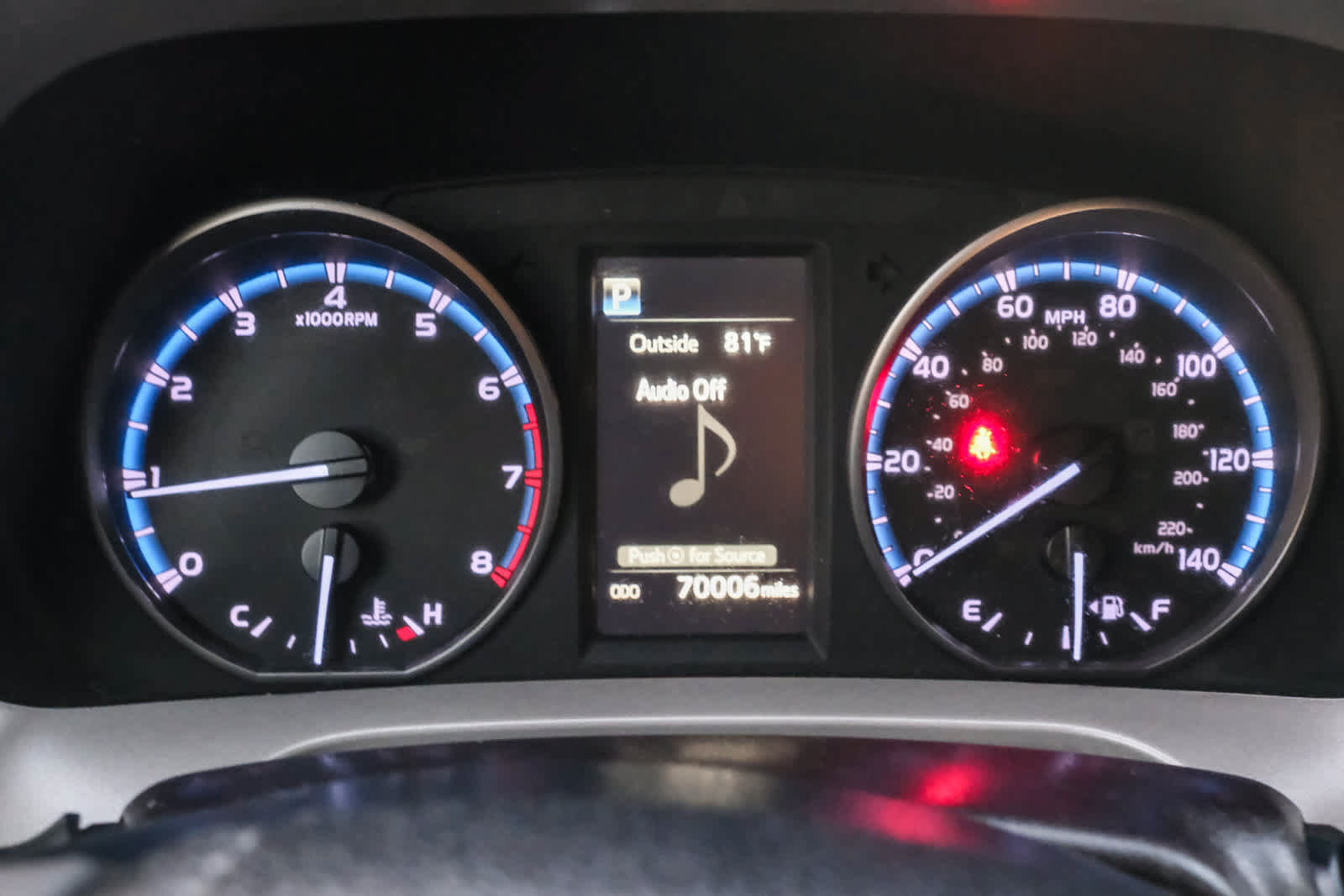 Certified 2018 Toyota RAV4 XLE FWD image 25