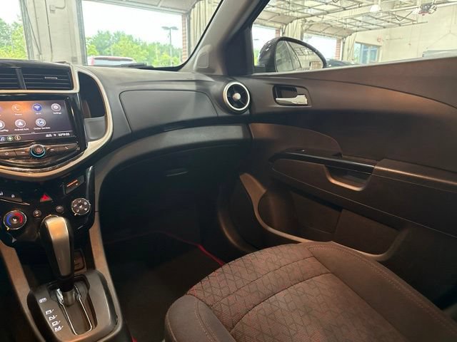 Used 2020 Chevrolet Sonic LT w/ Convenience Package FWD image 24