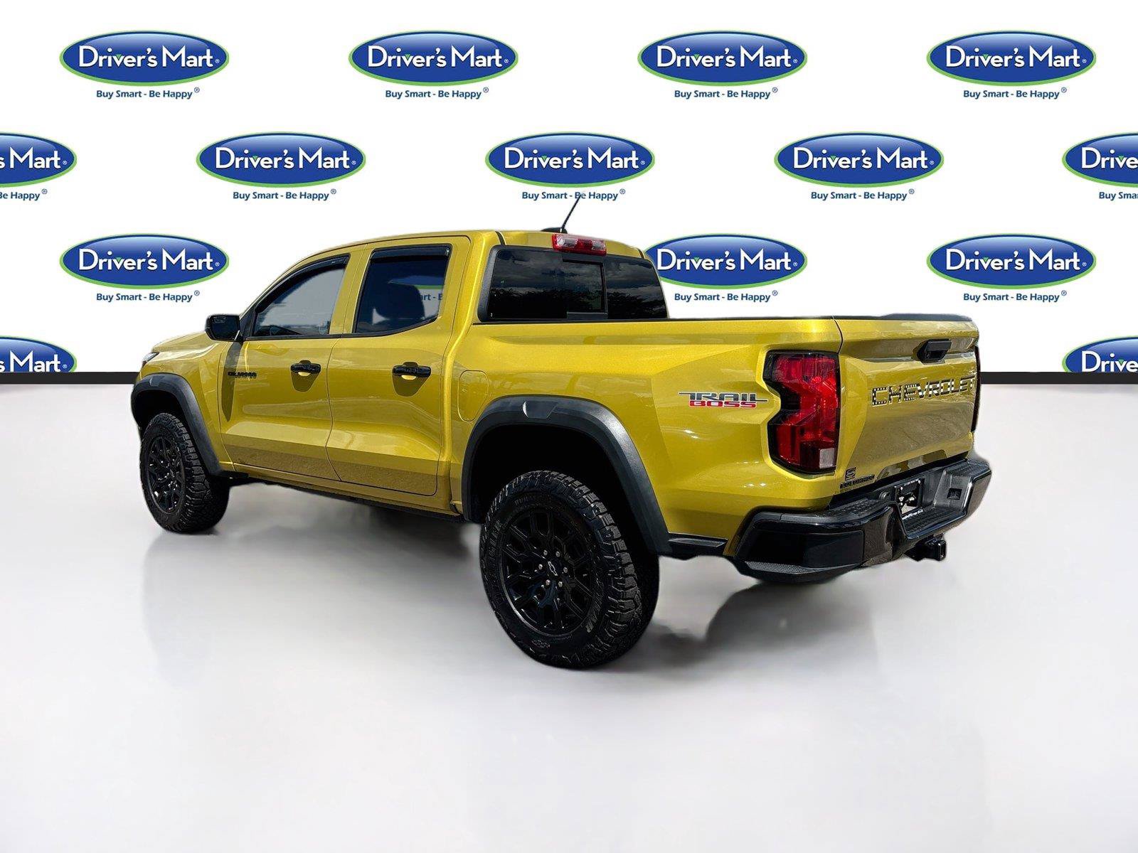 Used 2023 Chevrolet Colorado Trail Boss w/ Advanced Trailering Package AWD/4WD image 5