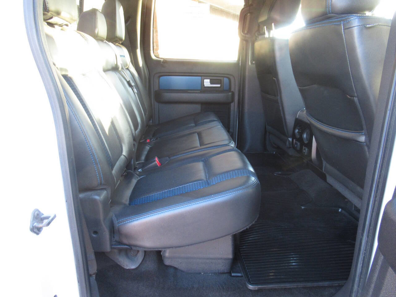 Used 2014 Ford F150 Raptor w/ Equipment Group 801A Luxury image 22