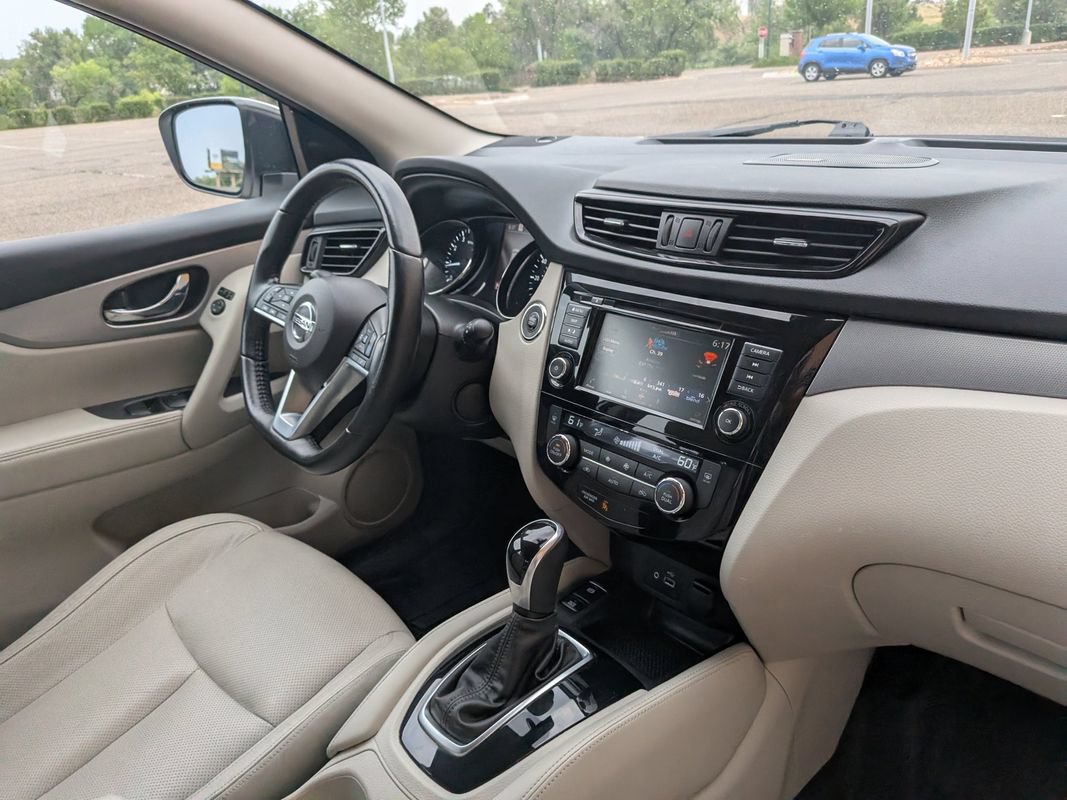 Used 2020 Nissan Rogue Sport SL w/ Premium Package AWD/4WD image 23