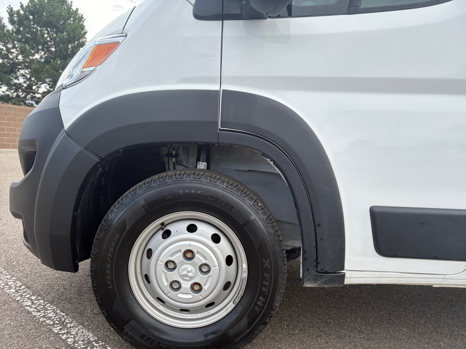 Used 2023 RAM ProMaster 2500 FWD image 12